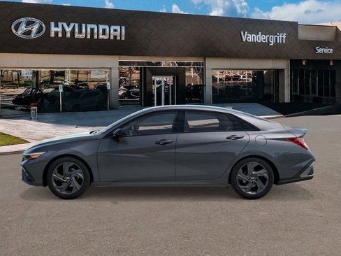 New 2026 Hyundai Elantra Sport image 3