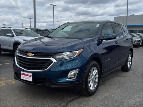 Used 2021 Chevrolet Equinox LT FWD image 2