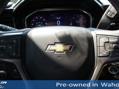 Used 2024 Chevrolet Silverado 2500 High Country image 12