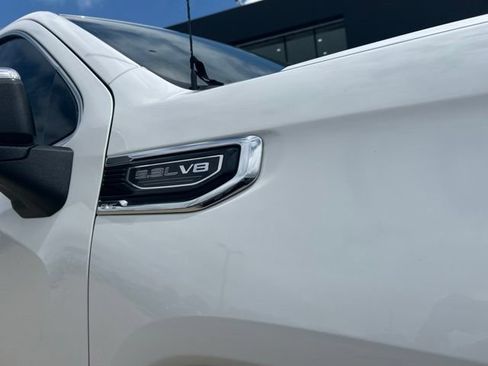 Used 2023 GMC Sierra 1500 SLE AWD/4WD image 17