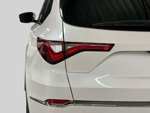 Certified 2023 Acura MDX SH-AWD w/ Technology Package image 12