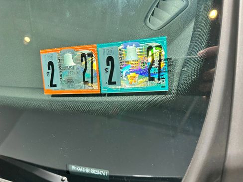 Certified 2024 Mercedes-Benz C 300 C 300 Exclusive 4MATIC image 40