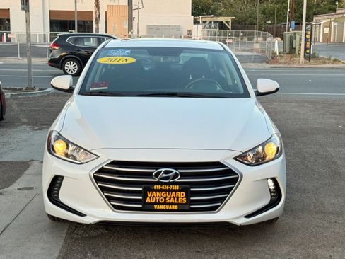 Used 2018 Hyundai Elantra Value Edition w/ Cargo Package FWD image 4
