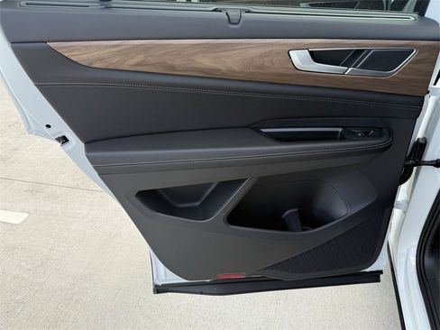 New 2026 Volkswagen Atlas SE image 23