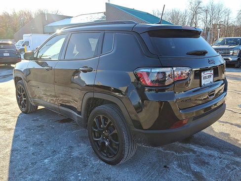 Used 2023 Jeep Compass Altitude image 22