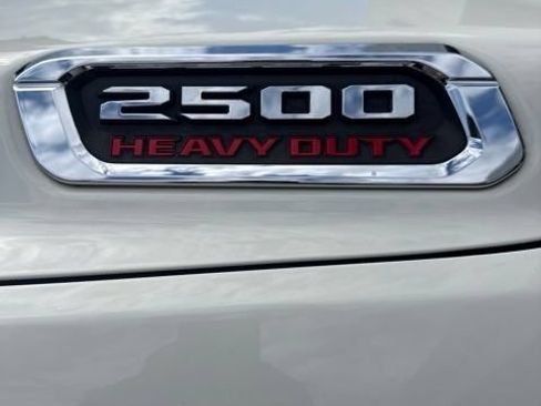 Used 2020 RAM 2500 Laramie AWD/4WD image 9