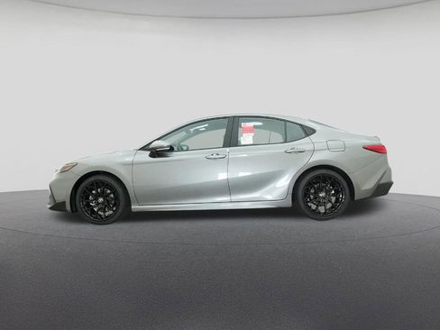 New 2026 Toyota Camry SE image 19