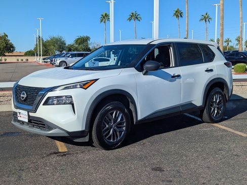 Certified 2023 Nissan Rogue S image 2