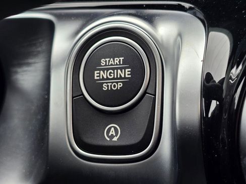 New 2026 Mercedes-Benz GLB 250 4MATIC image 43