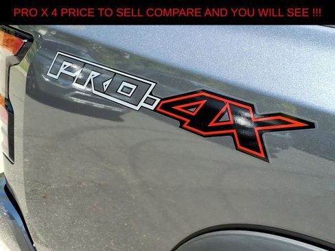 Used 2023 Nissan Frontier PRO-4X w/ Pro Convenience Package AWD/4WD image 8