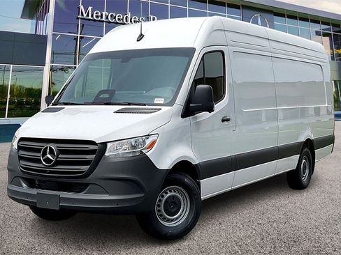 New 2025 Mercedes-Benz Sprinter 2500 image 2