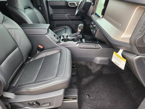 New 2025 Ford Bronco Outer Banks image 10