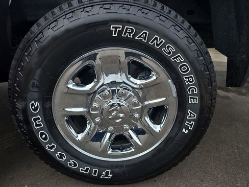 New 2025 RAM 2500 Tradesman w/ Chrome Appearance Group AWD/4WD image 32