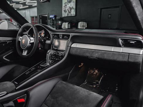 Used 2015 Porsche 911 GT3 RWD image 44