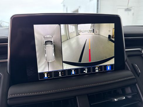 Used 2023 GMC Yukon AT4 w/ AT4 Premium Plus Package image 63