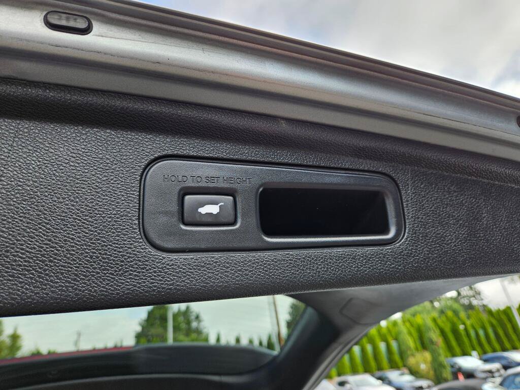 Used 2025 Honda Odyssey EX-L image 11