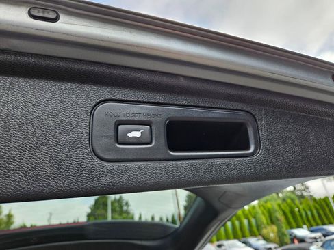 Used 2025 Honda Odyssey EX-L image 11