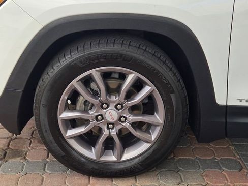 Certified 2023 GMC Terrain SLT w/ Tech Package FWD image 12