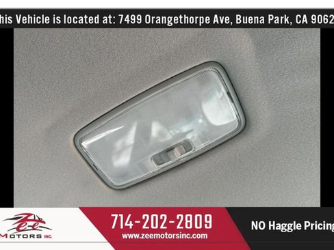 Used 2004 Toyota Camry LE image 29