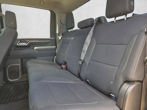 Certified 2025 Chevrolet Silverado 2500 LT w/ Safety Package AWD/4WD image 18