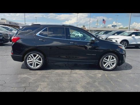 Used 2019 Chevrolet Equinox Premier FWD image 9