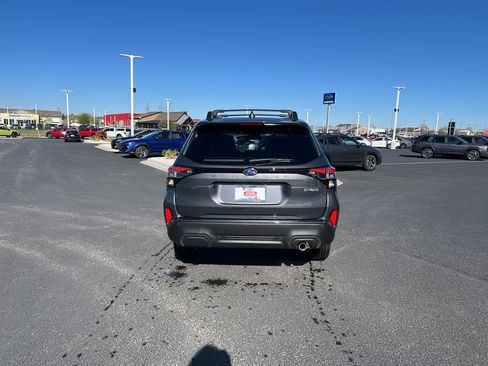 Used 2025 Subaru Forester Limited AWD/4WD image 8