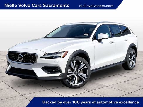 New 2026 Volvo V60 B5 Cross Country Plus w/ Protection Package Premier AWD/4WD image 1