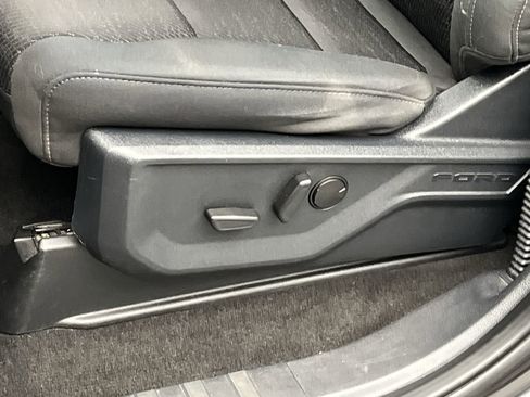 Used 2022 Ford F150 XLT w/ Equipment Group 302A High image 11