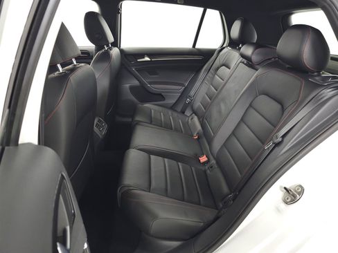Used 2016 Volkswagen GTI SE FWD image 25