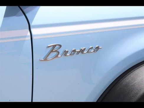 Used 2024 Ford Bronco Heritage Edition image 5