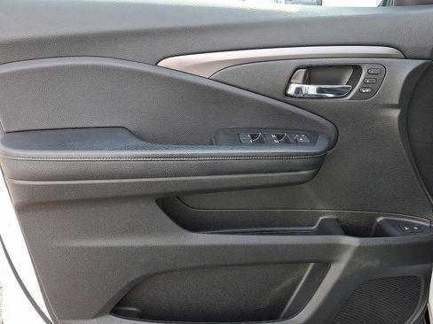 Used 2021 Honda Pilot EX-L image 10