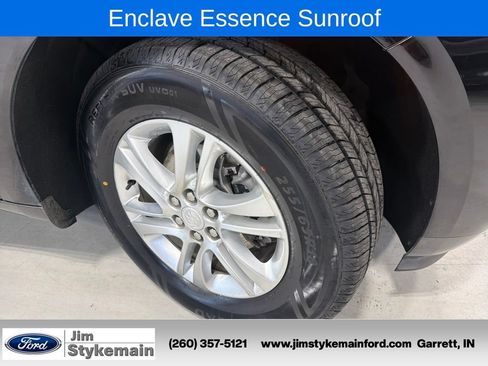 Used 2021 Buick Enclave Essence w/ Sound and Sites Package FWD image 11