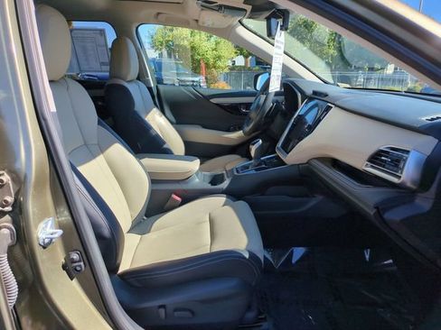 Used 2025 Subaru Outback Limited AWD/4WD image 33