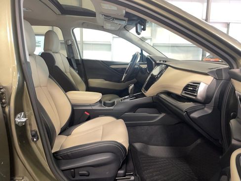 Used 2025 Subaru Outback Limited image 21