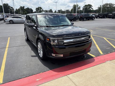 Used 2019 Ford Flex SEL w/ Equipment Group 202A AWD/4WD image 3