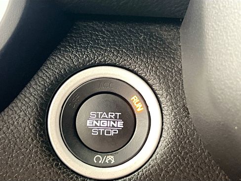 Used 2022 RAM 1500 Laramie image 24