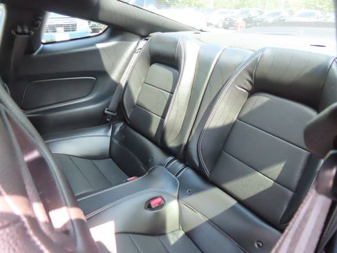 Used 2022 Ford Mustang Mach 1 w/ Mach 1 Handling Package RWD image 32