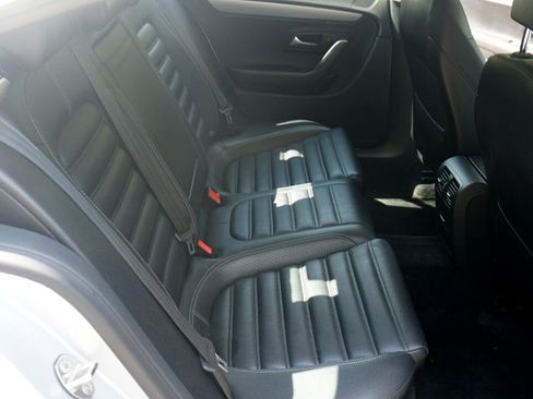 Used 2013 Volkswagen CC Sport Plus image 20