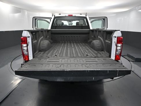Used 2022 Ford F250 XL w/ Power Equipment Group image 38