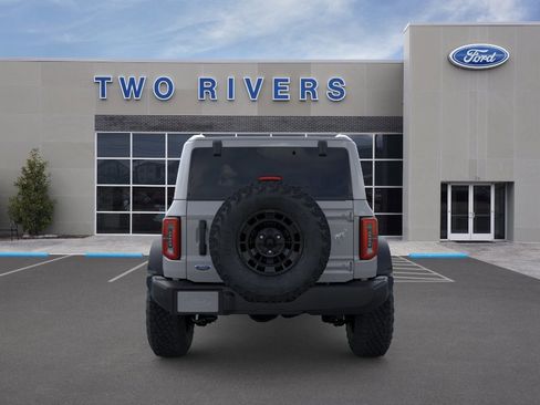 New 2026 Ford Bronco Outer Banks w/ Sasquatch Package AWD/4WD image 5