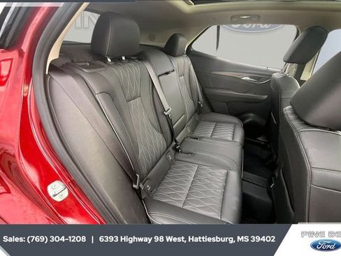 Used 2023 Buick Envision Avenir image 20