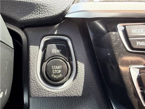 Used 2017 BMW 330i Sedan RWD image 37