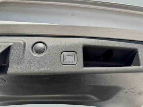 Used 2019 Chevrolet Equinox LT FWD image 53
