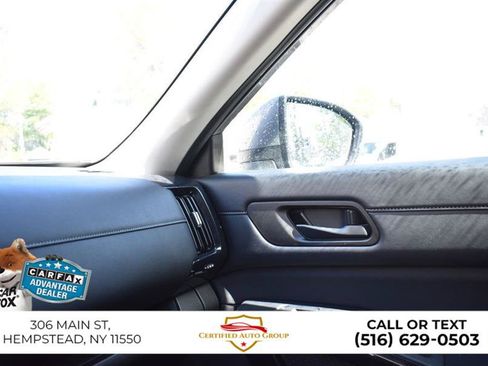 Used 2025 Nissan Pathfinder SV FWD image 20
