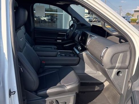 New 2025 Ford Expedition Platinum w/ Stealth Performance Package image 32