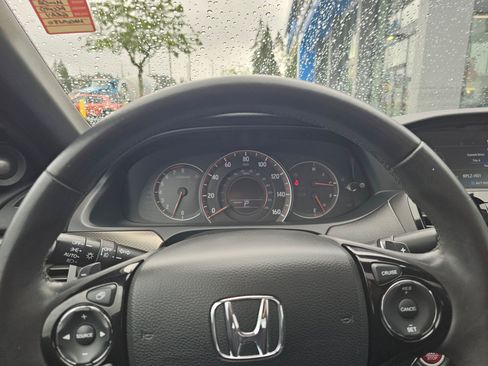 Used 2017 Honda Accord EX-L image 23