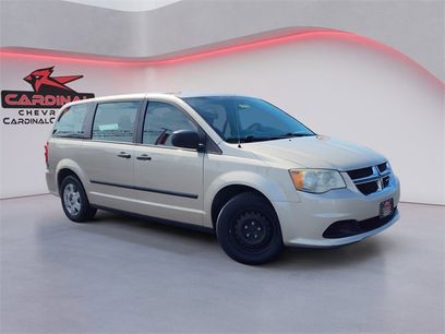 Used 2013 Dodge Grand Caravan American Value Package w/ UConnect Hands-Free Group