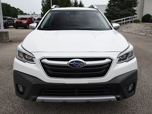 Used 2021 Subaru Outback Touring w/ Popular Package #2 AWD/4WD image 2