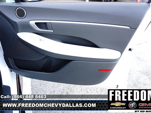 Used 2025 Hyundai Sonata SEL FWD image 36