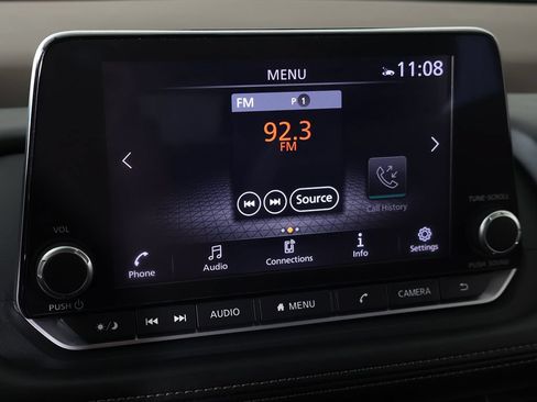 Used 2023 Nissan Rogue SV FWD image 42